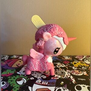 tokidoki Ice Cream Shop Unicorno BERRY POP